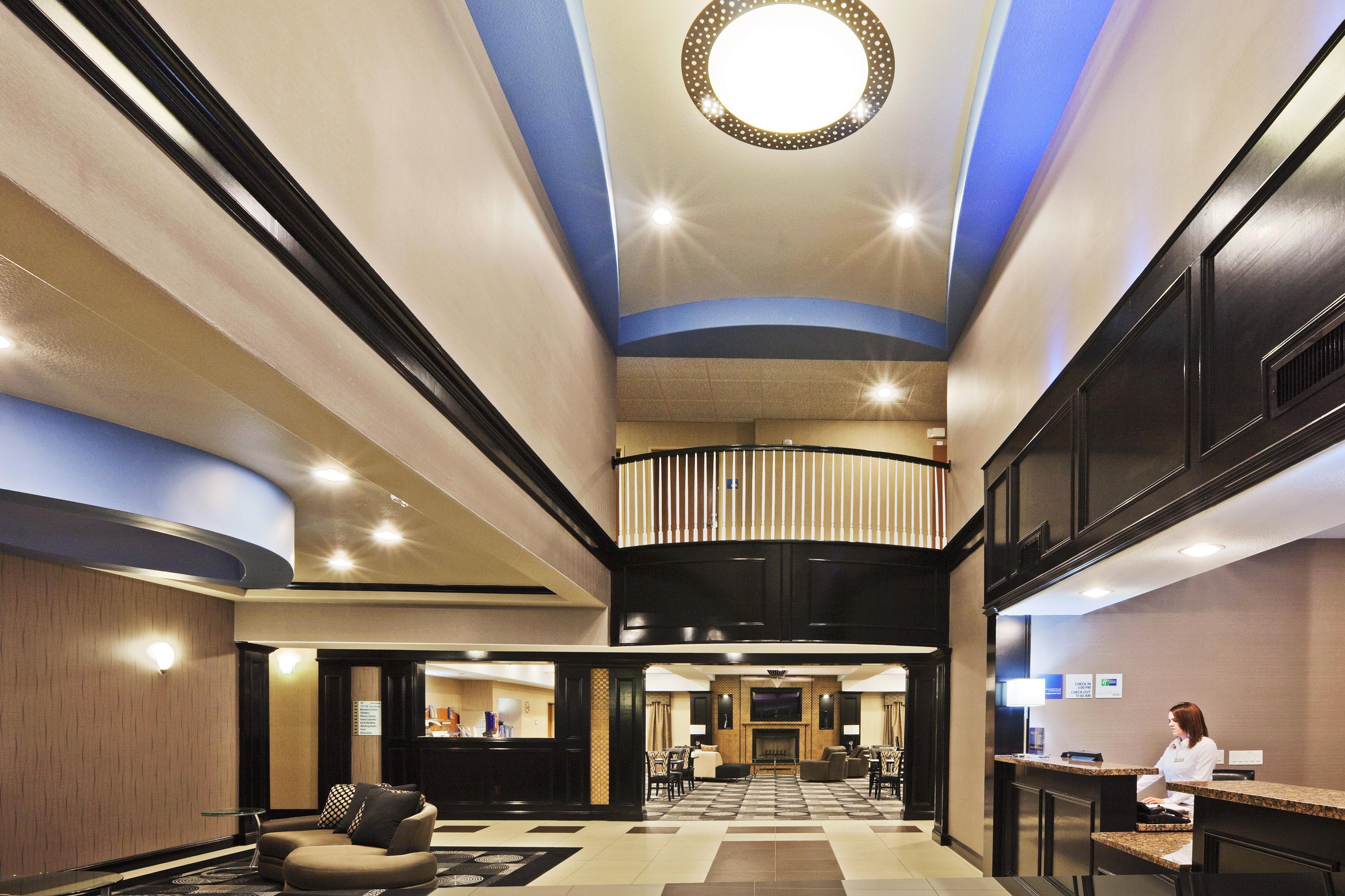 Express & By Ihg Hotel
